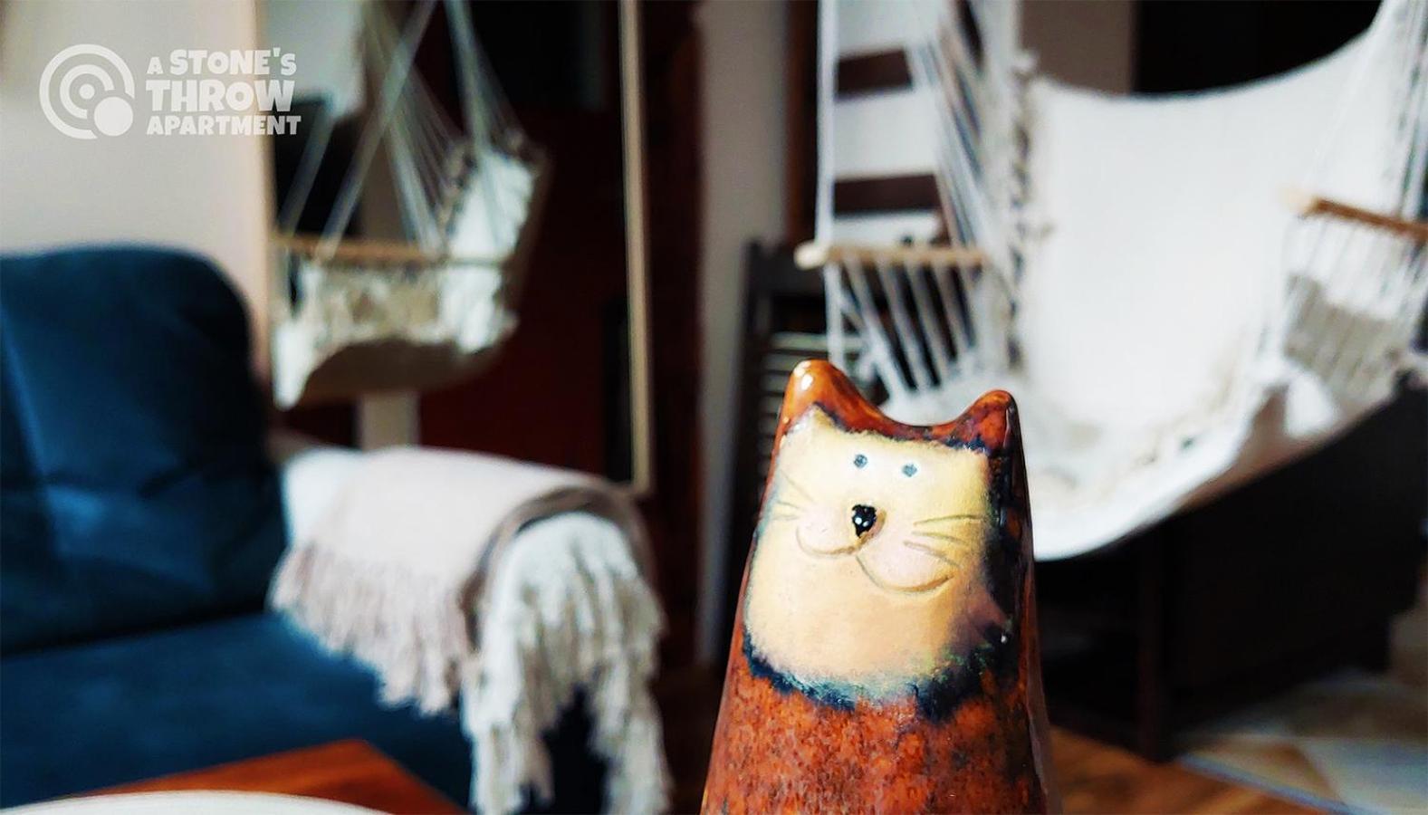 A Stone'S Throw Apartment Krakow Luaran gambar
